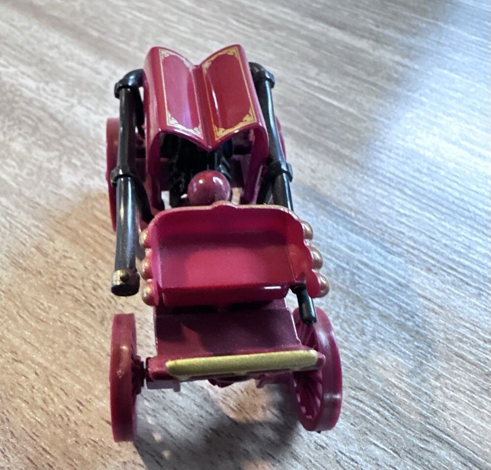 Vintage High Speed diecast collectible No.1 1894 Diecast Horseless Carriage A128